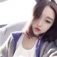 你还年轻请别多愁