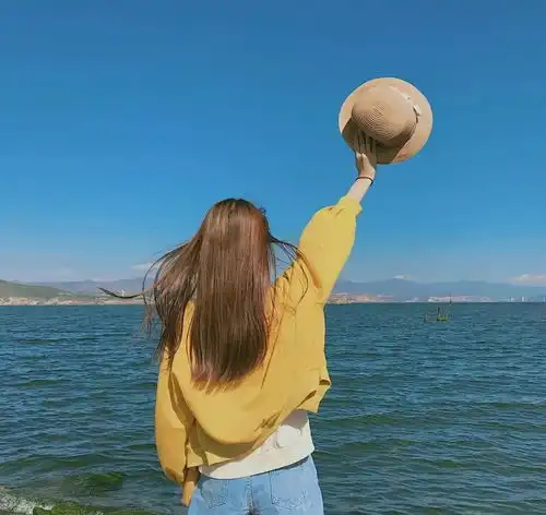 女头像相遇是春风十里原来是你
