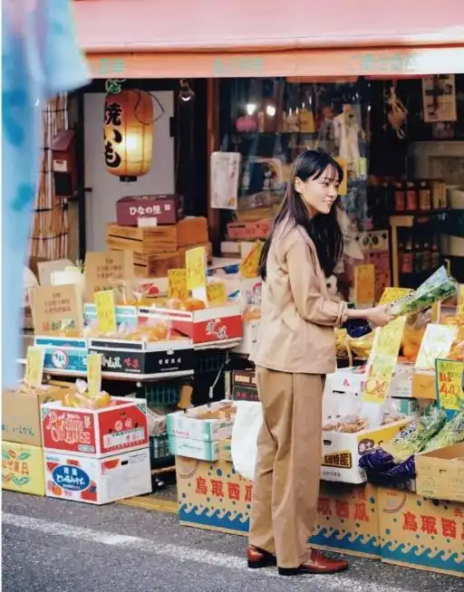 30岁日本女生的初夏穿搭,清新干净,休闲利落,搭配太好看了