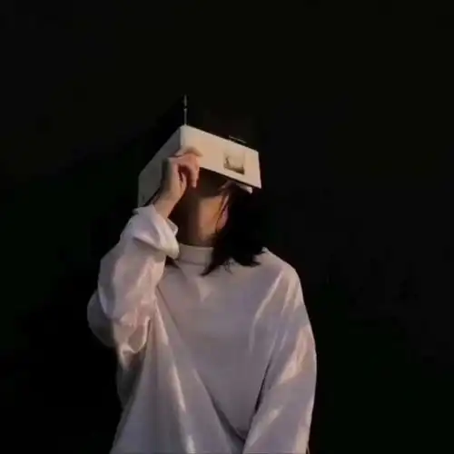 百搭头像第17期有时候我想把世界调成静音这样就没人打扰我了