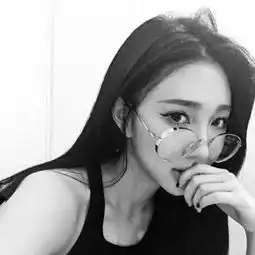 黑白女头御姐高清图片折叠过青春的创伤