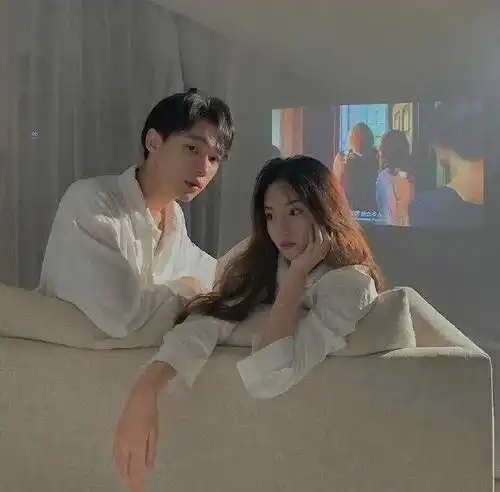 微甜情头滴滴,我是你的专属动漫情头生成器