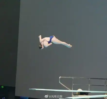 两枚奖牌陈艺文昌雅妮分获跳水世界杯女子3米板金银牌