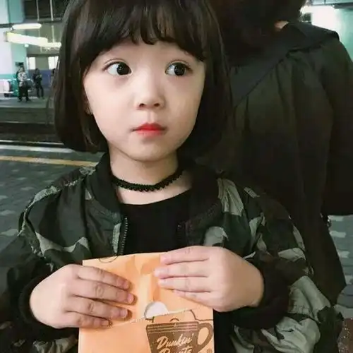 帮忙找到图片的男孩情侣头像