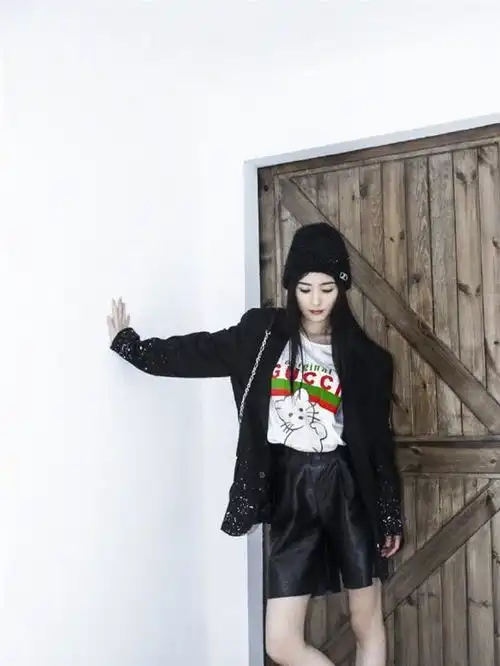 今年的西装花样很多,大火的几种款和搭配,潮个几年都没问题