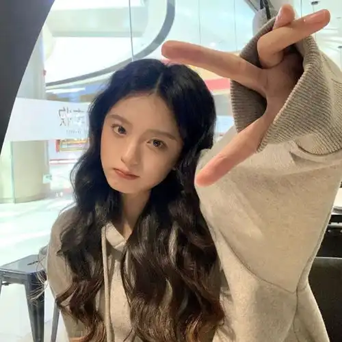 精选优质温柔小众好看女生头像16
