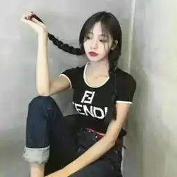 社会头像女生,和这个差不多