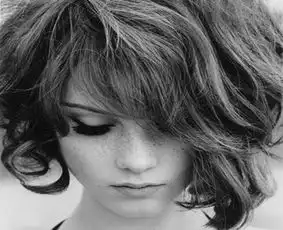 痣长哪里导致人财两空