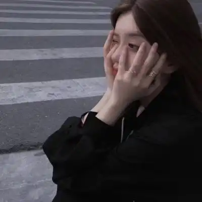 微信有个性女生头像真人