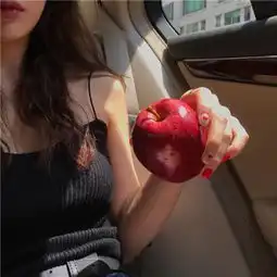 女生真人好看头像不露脸