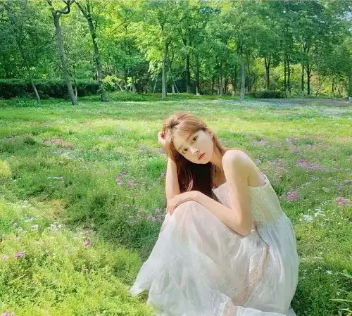 女生这样发朋友圈,真的太加分了