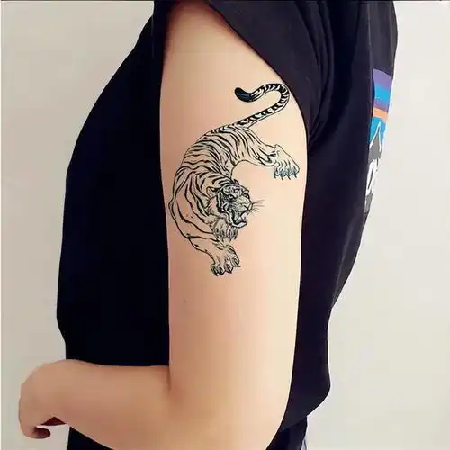 山东纹身女子相亲,一眼相中男子却被拒再美也不娶