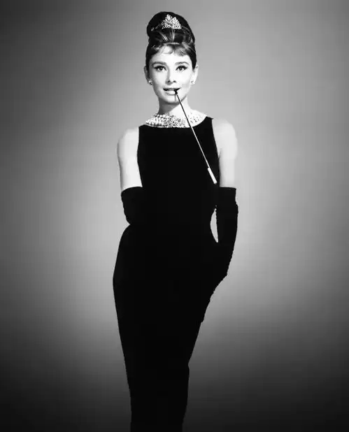 它见证了纪梵希和赫本的柏拉图之恋