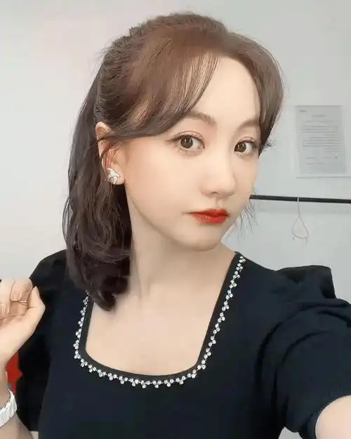 明星美图杨蓉