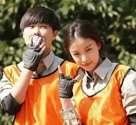 春哥恐怕是娱乐圈和女星传绯闻最多的女艺人,连倪妮也恋上她