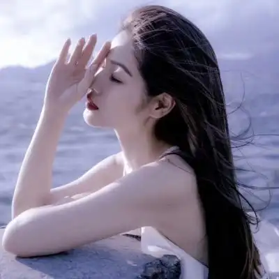 职场头像女气质情商