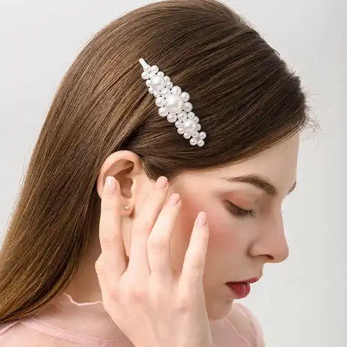 往帽子上缝bb夹图解