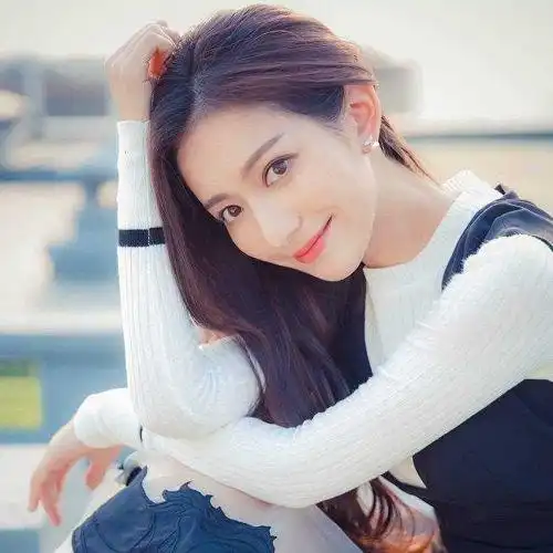 45岁离婚女人提个醒婚姻中,女人不要三放弃,两干涉