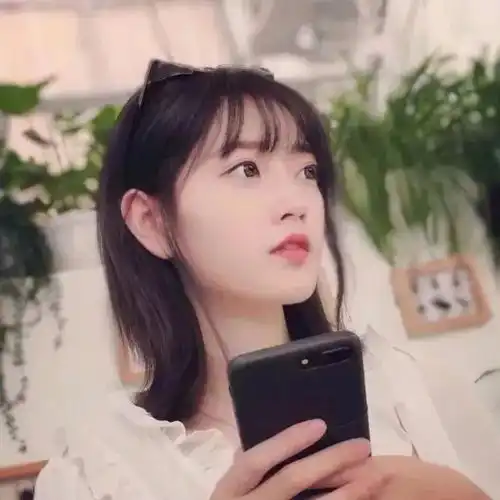 闺蜜头像想知道女生打游戏的时候都在想什么嘛