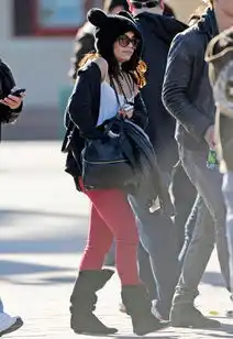 欧美明星街拍无季节感混搭风来袭