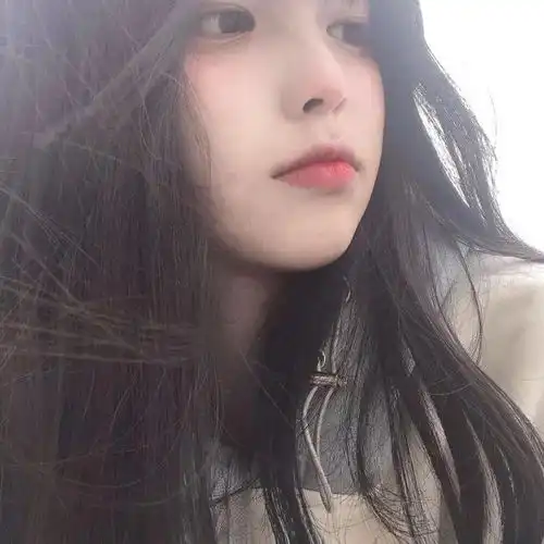 女生头像每个人都向周公许愿早睡