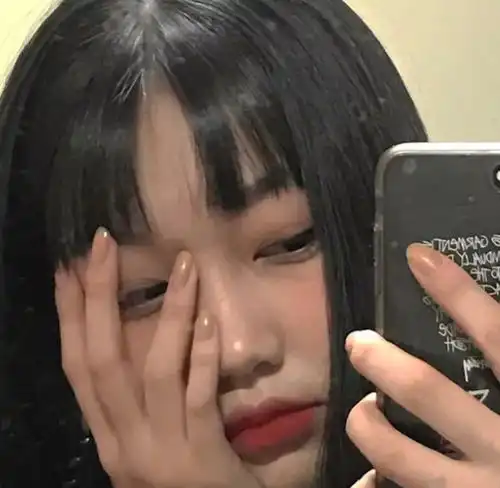 头像其实我也不想这么难过,但是没人来救我