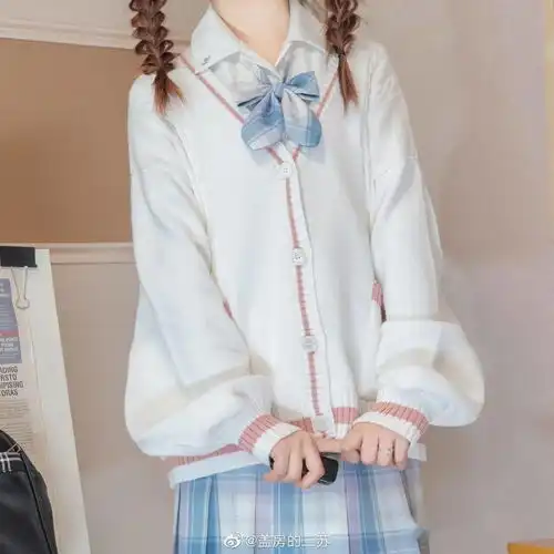 jk制服女生头像锁骨美少