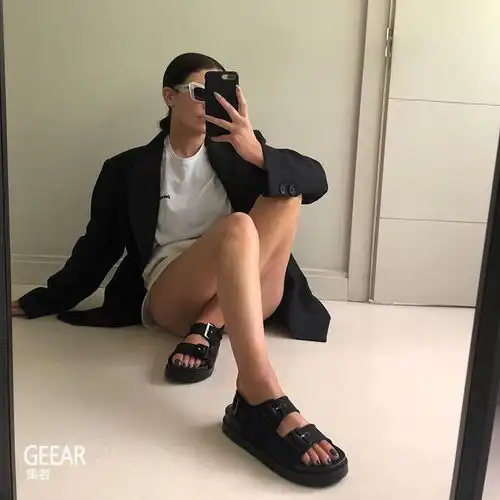 ins正流行下装消失穿法显腿长又性感只有女生才懂