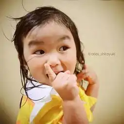 你的新头像上线这个靠丑萌火遍全球的日本小女孩,简直治愈极了