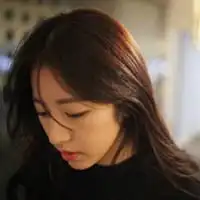 宋妍霏周雨彤头像