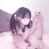 qq头像女生手机控可爱单纯的手机控女生qq头像