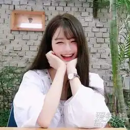 油皮还长痘再不保养你的脸是不要了吗