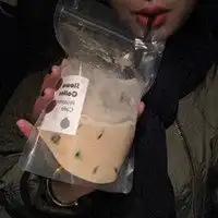 网红照片女生头像悲伤微信头像图片大全
