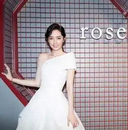 来跟着长发女神郭碧婷学穿搭,一起闯荡时尚界吧