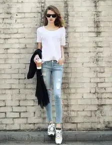 美式牛仔裤这样穿,竟然穿出一米二大长腿