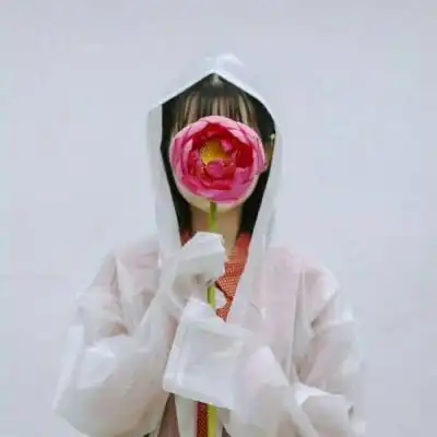 捧花情侣头像手里拿花的女生头像高清系列