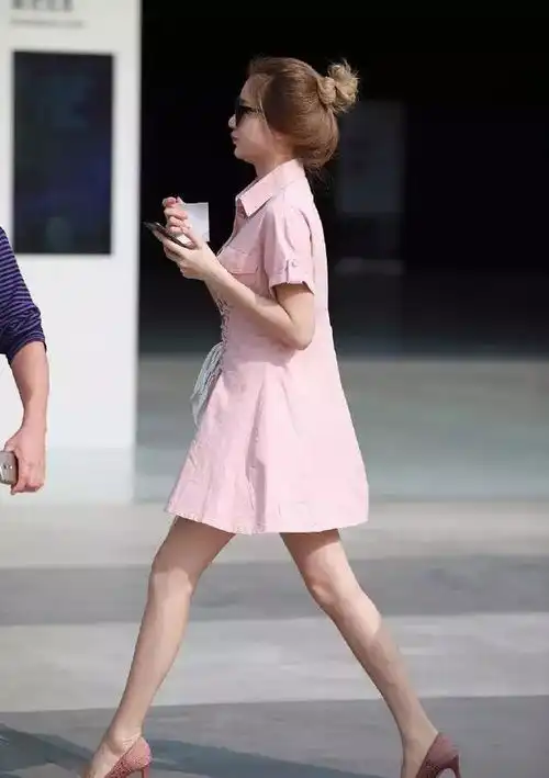 气质高跟鞋搭配,让你穿出清纯气质的美丽