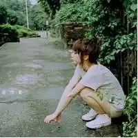 跪求两姐妹头像网名