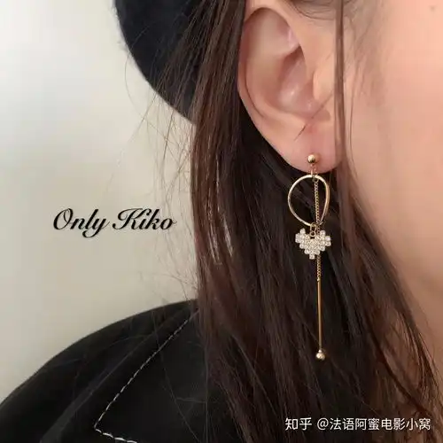 有哪些好看的头像女生耳