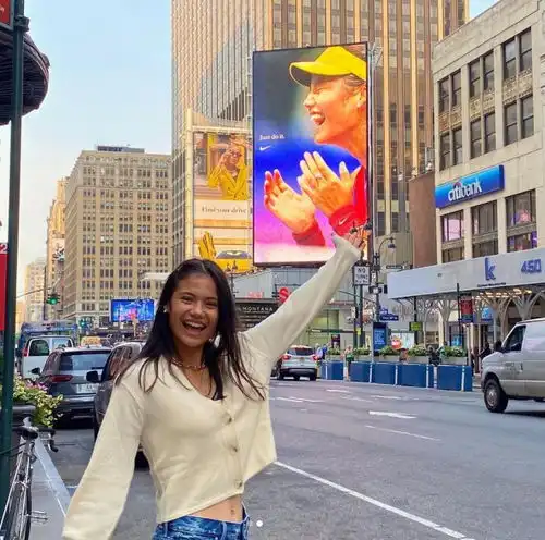 可能成为下一位全英最富有女运动员的,竟是这位18岁华裔美少女