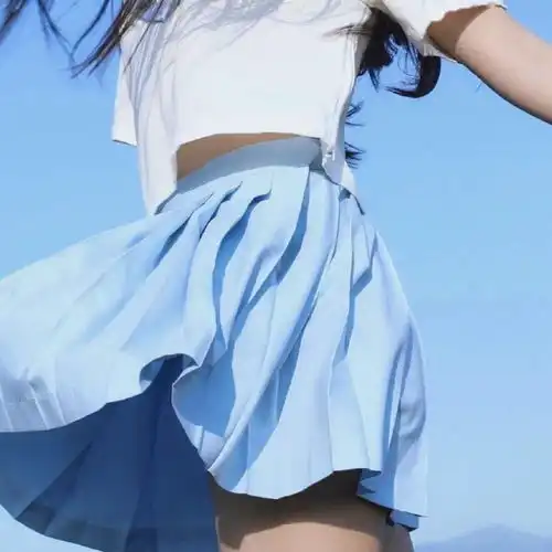女头半身
