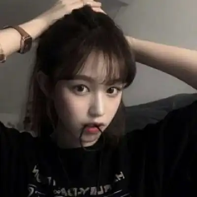 不像网图的女生真人头像