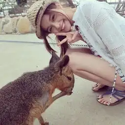 寂寞久了也就慢慢习惯了女生自拍