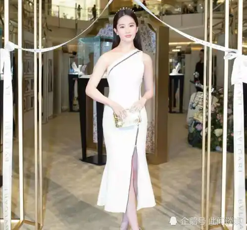 美女头像霸气侧颜凉鞋