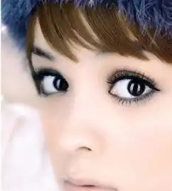 初学者巧画眼线打造自然大眼妆