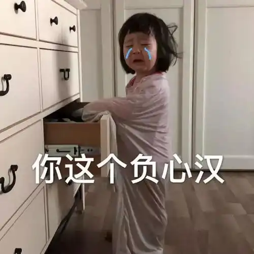 幽默笑话这天晚上龙虾死了,因为有客人点了爆炒龙虾