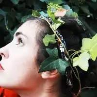 欧美带花头像女