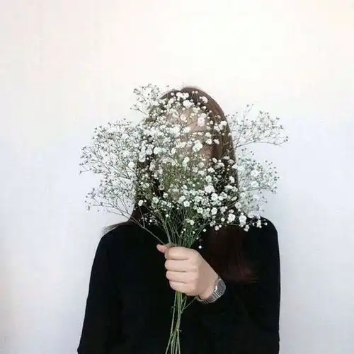 顾城最美的30句话,为灵魂浅唱低吟