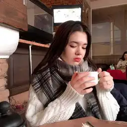 俄罗斯15岁少女自拍时遭火车碾压,事前曾获警告提醒