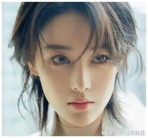 张馨予婚后美如少女,皮肤干净如剥壳鸡蛋,曾经晒过的面霜火了